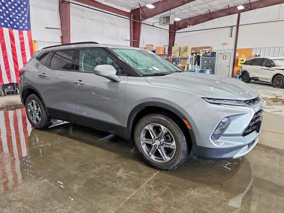 2023 CHEVROLET BLAZER 2LT 4