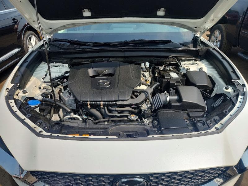 2023 MAZDA CX-30 12