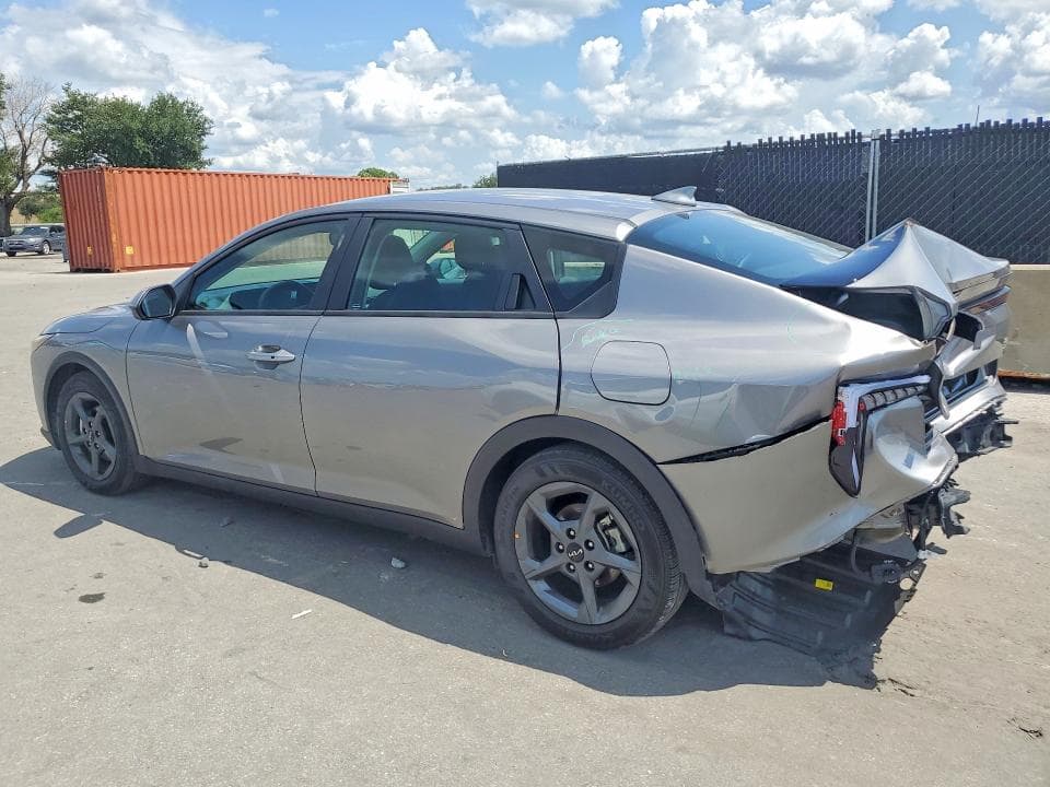 2025 KIA K4 LXS 2