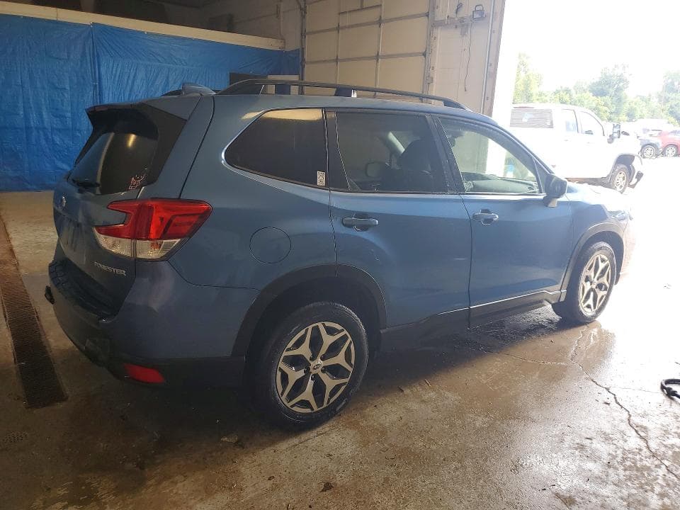 2019 SUBARU FORESTER PREMIUM 3