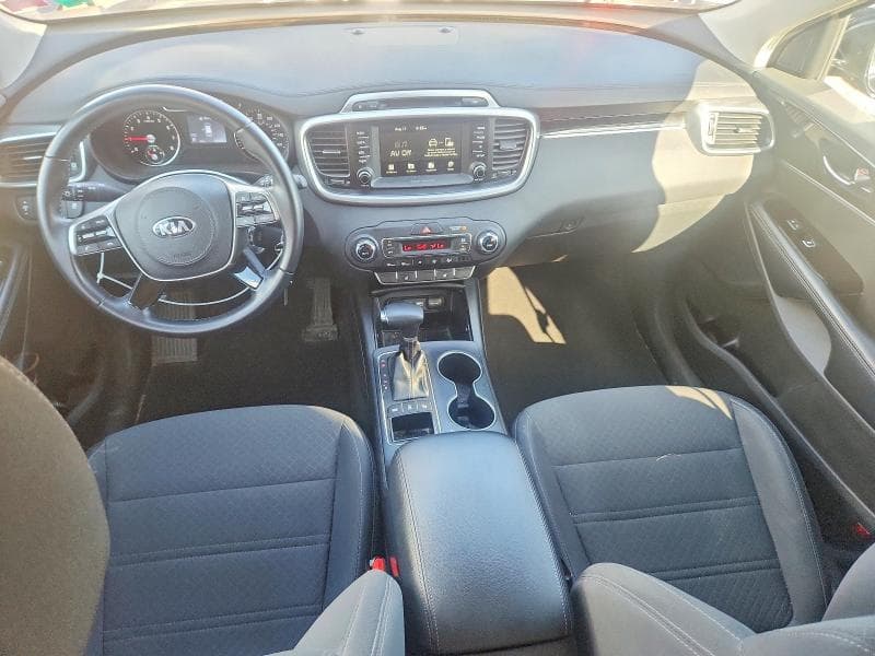 2019 KIA SORENTO LX V6 8