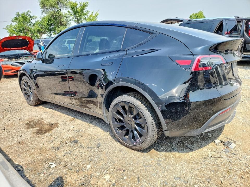 2023 TESLA MODEL Y 2