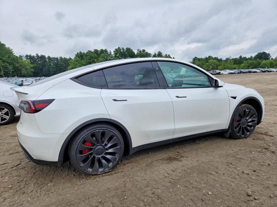 2023 TESLA MODEL Y 3