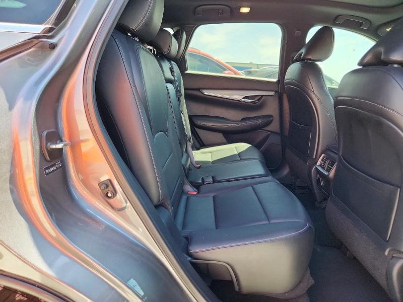 2020 INFINITI QX50 ESSENTIAL 11
