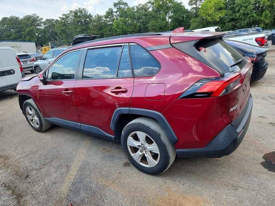 2019 TOYOTA RAV4 XLE 2