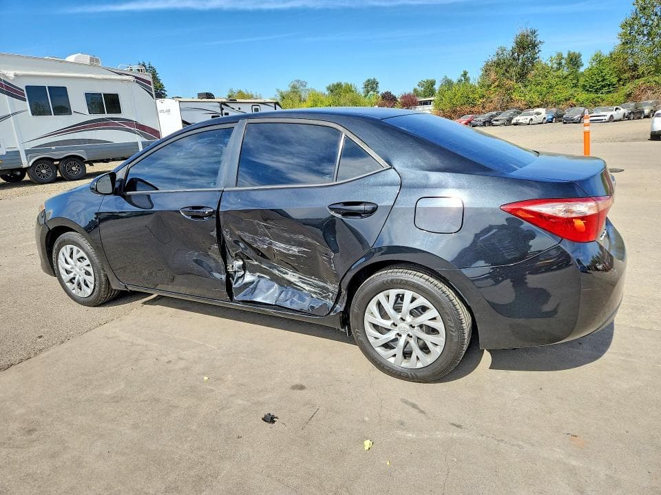 2018 TOYOTA COROLLA LE 2