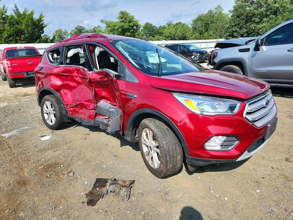 2019 FORD ESCAPE SE 4