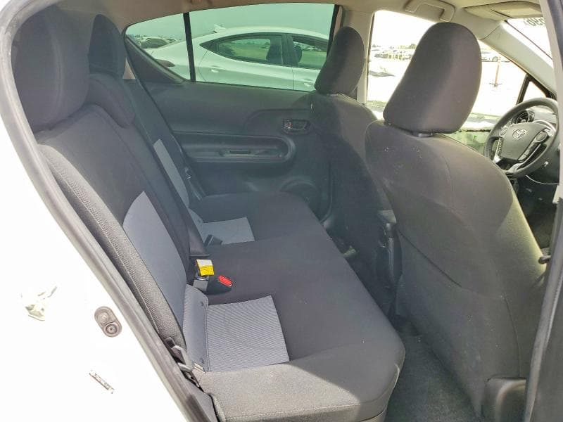 2018 TOYOTA PRIUS C TWO 10