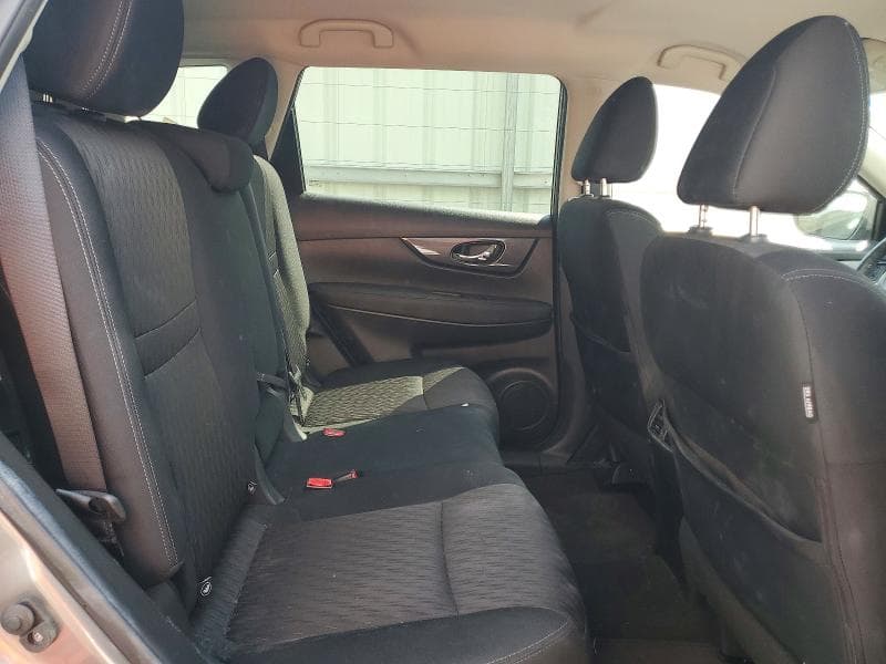 2018 NISSAN ROGUE SV 11