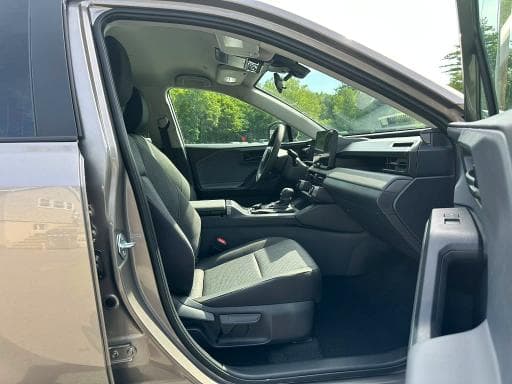 2026 TOYOTA RAV4 LE 6