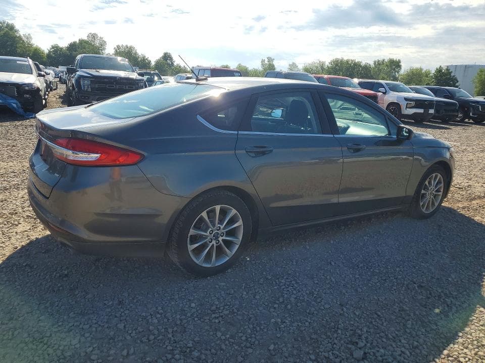 2017 FORD FUSION SE 3