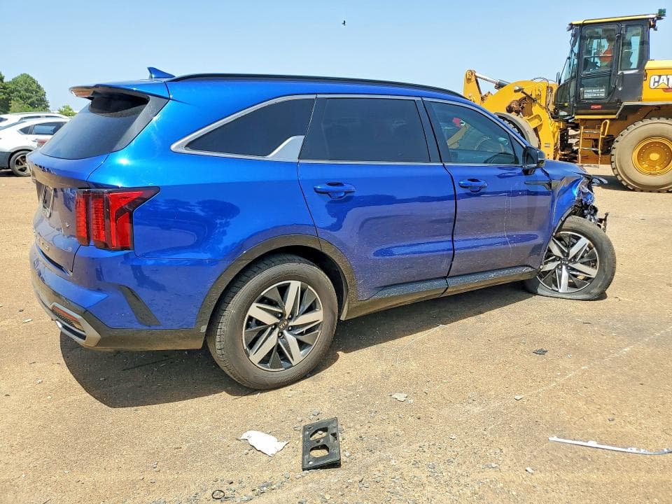 2021 KIA SORENTO S 3