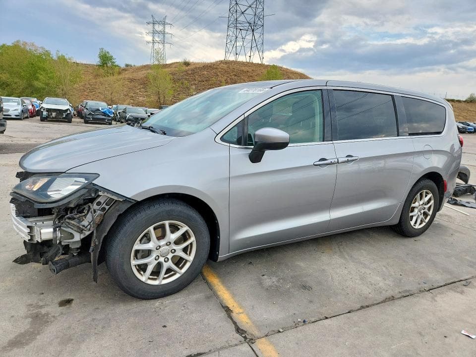 2017 CHRYSLER PACIFICA TOURING - 1