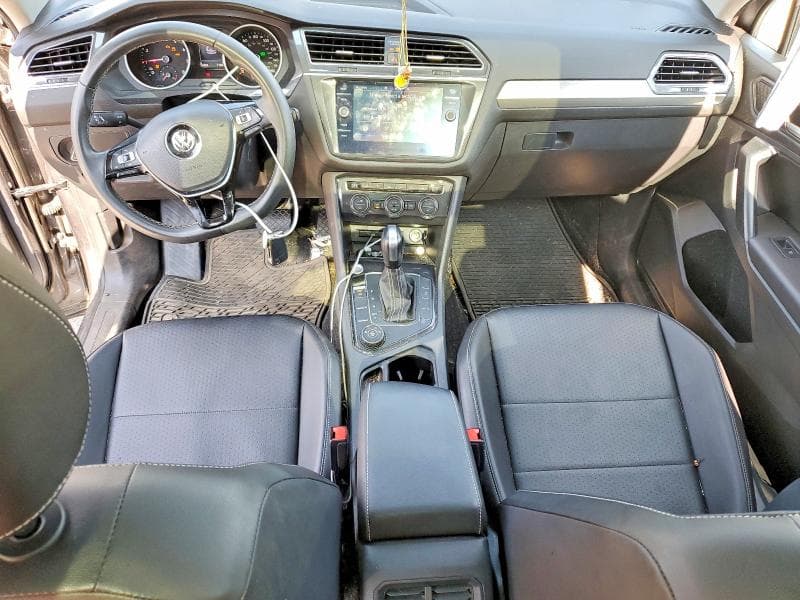 2021 VOLKSWAGEN TIGUAN SE 8