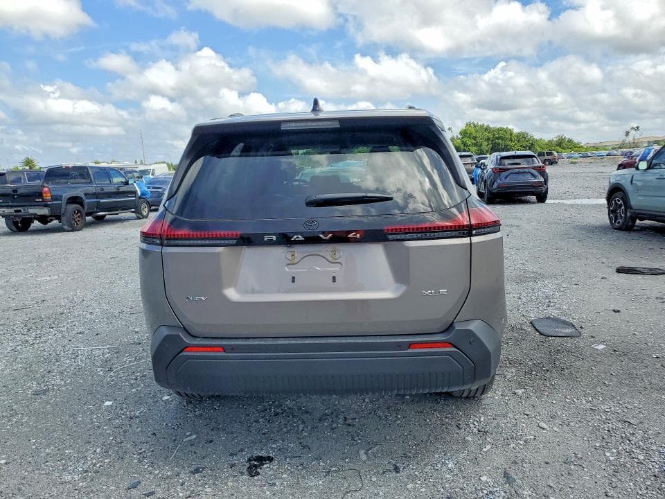 2026 TOYOTA RAV4 XLE PREMIUM 6