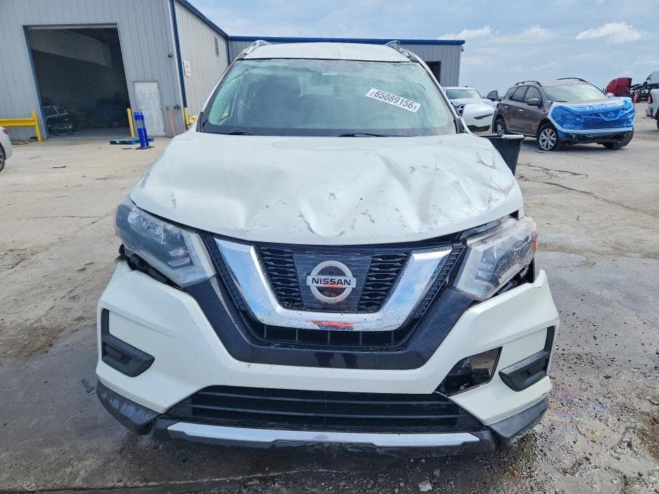 2017 NISSAN ROGUE SV 5