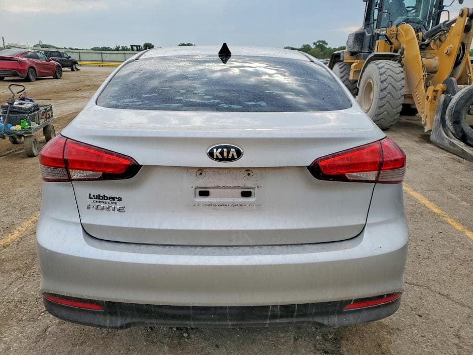 2017 KIA FORTE LX 6