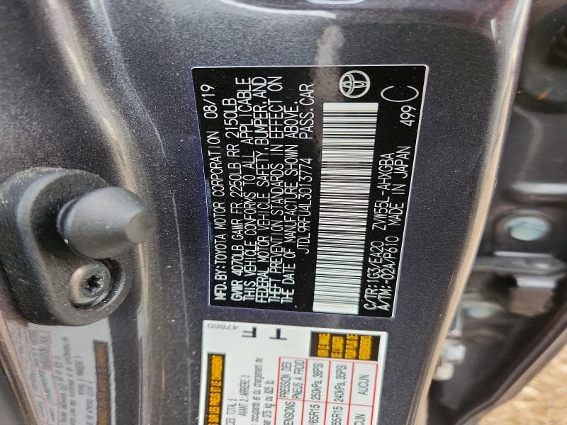 2020 TOYOTA PRIUS XLE AWD-E 12