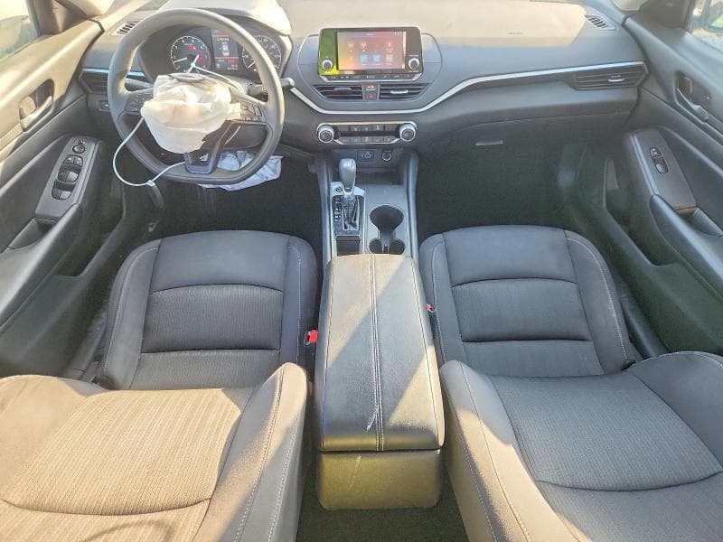 2023 NISSAN ALTIMA S 8