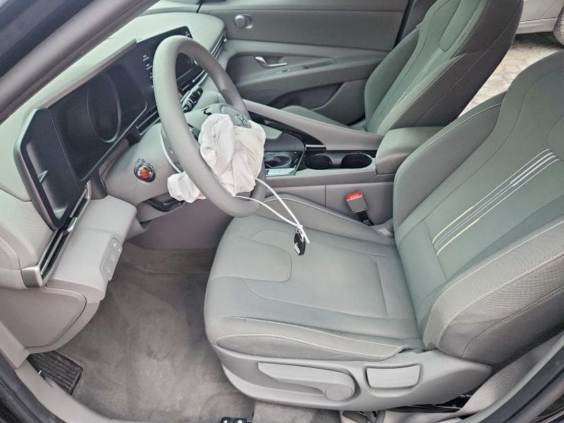 2021 HYUNDAI ELANTRA BLUE 7