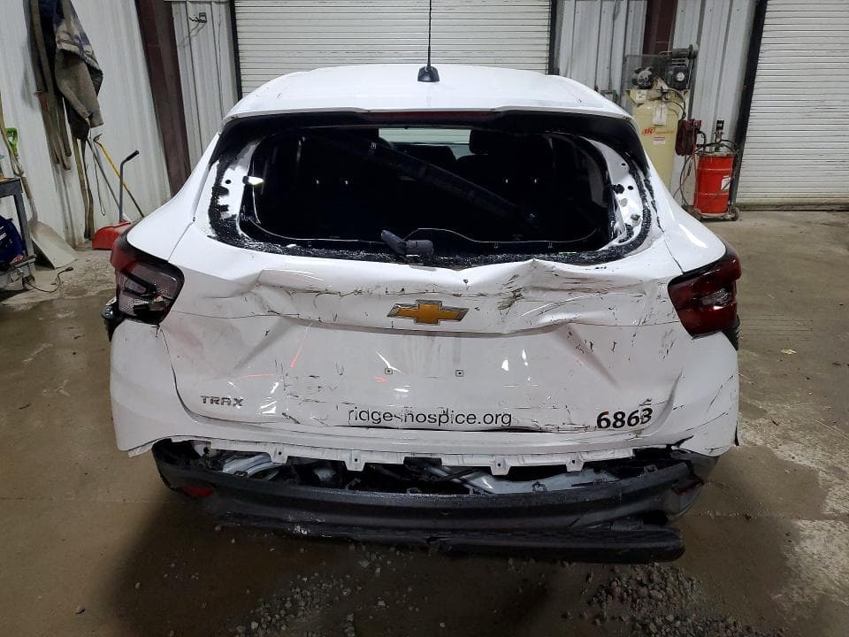 2025 CHEVROLET TRAX LS 6