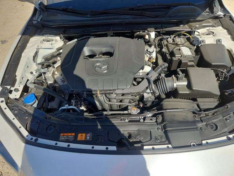 2025 MAZDA 3 PREFERRED 11