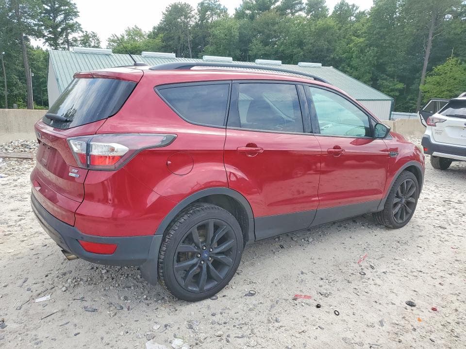 2017 FORD ESCAPE SE 3