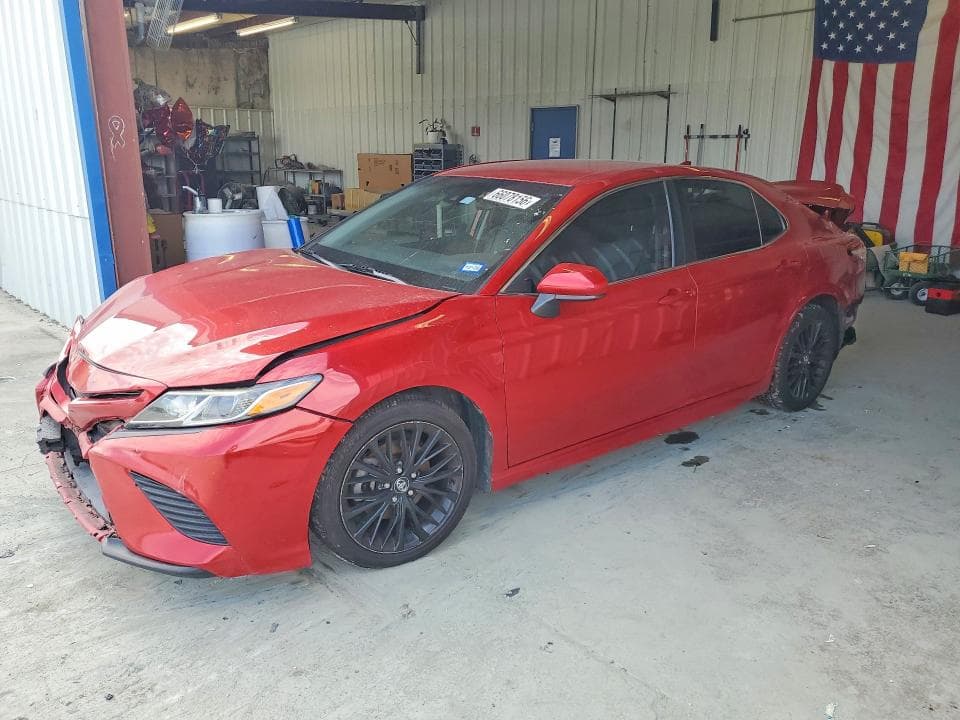 2020 TOYOTA CAMRY SE - 1