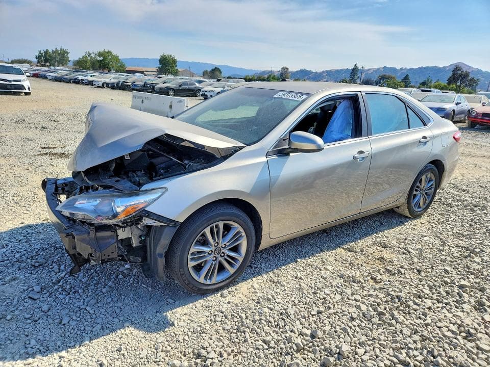 2017 TOYOTA CAMRY SE - 1