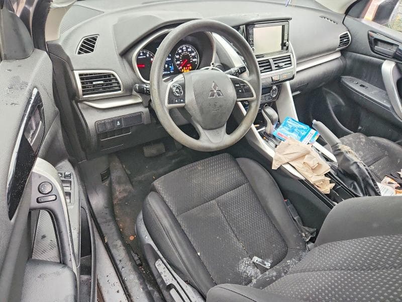 2019 MITSUBISHI ECLIPSE CROSS ES 8