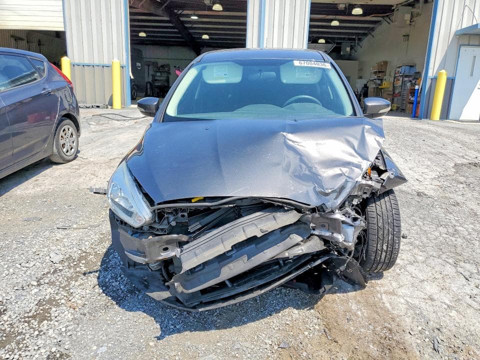 2017 FORD FOCUS SE 5
