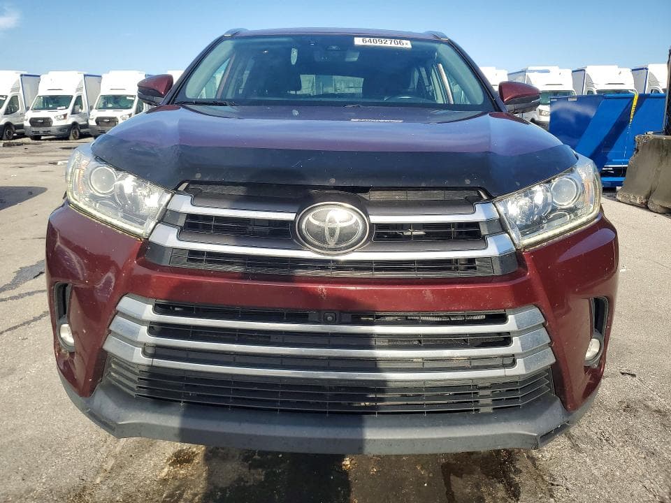 2019 TOYOTA HIGHLANDER LIMITED 5