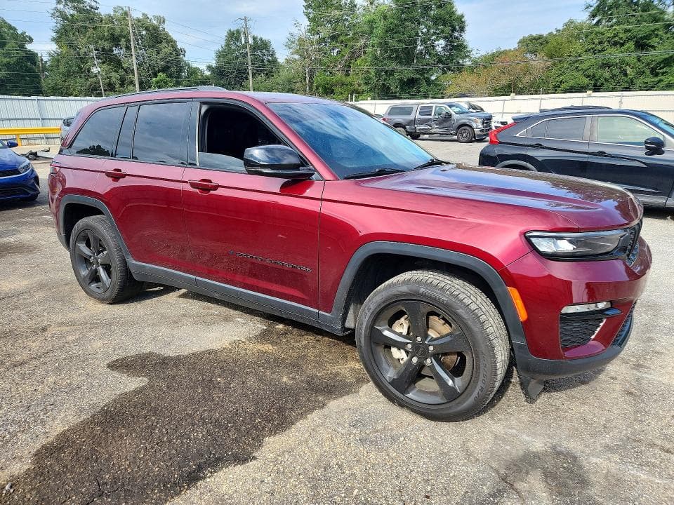 2023 JEEP GRAND CHEROKEE LIMITED 4