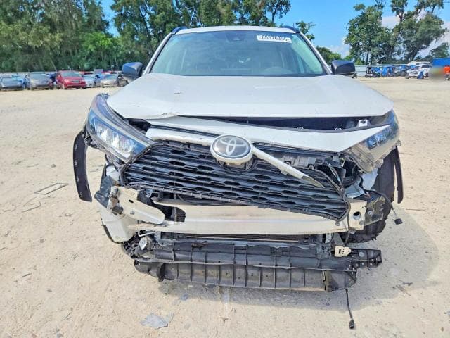 2021 TOYOTA RAV4 LE 5