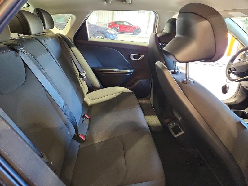 2026 KIA K4 LXS 10