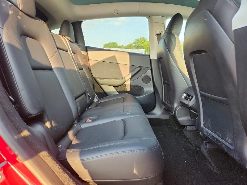 2023 TESLA MODEL Y 10