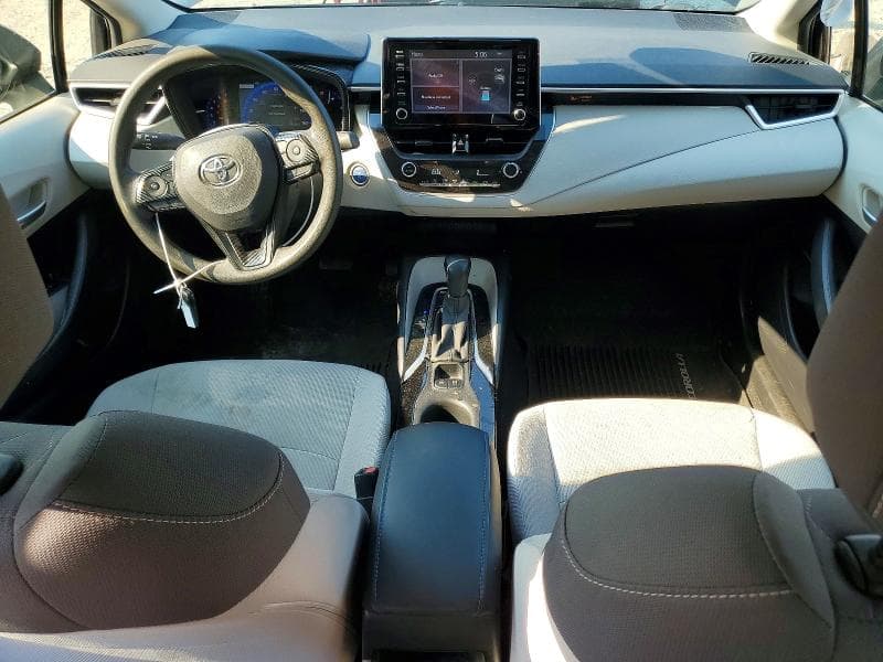 2020 TOYOTA COROLLA LE 8