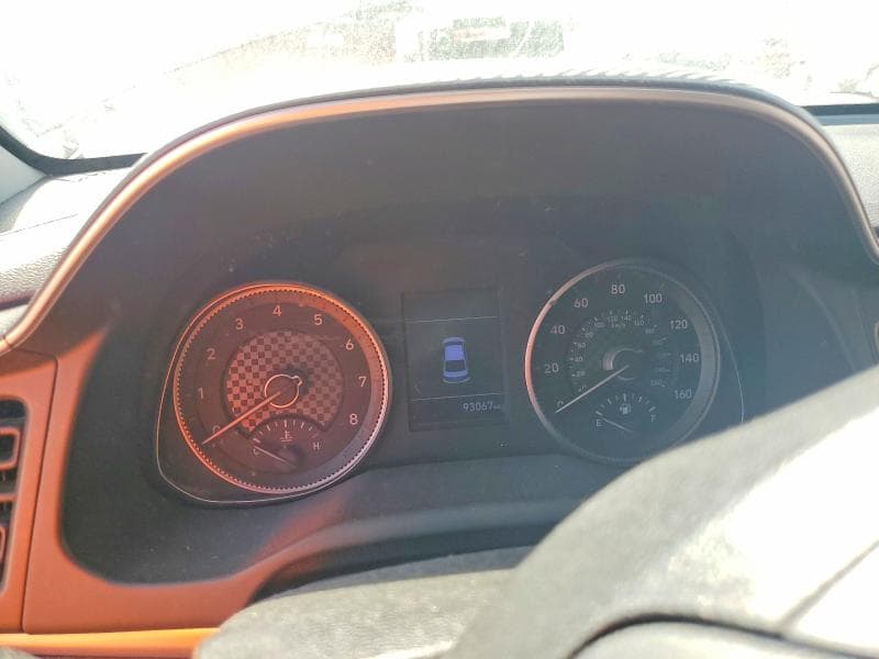 2020 HYUNDAI ELANTRA SE 9