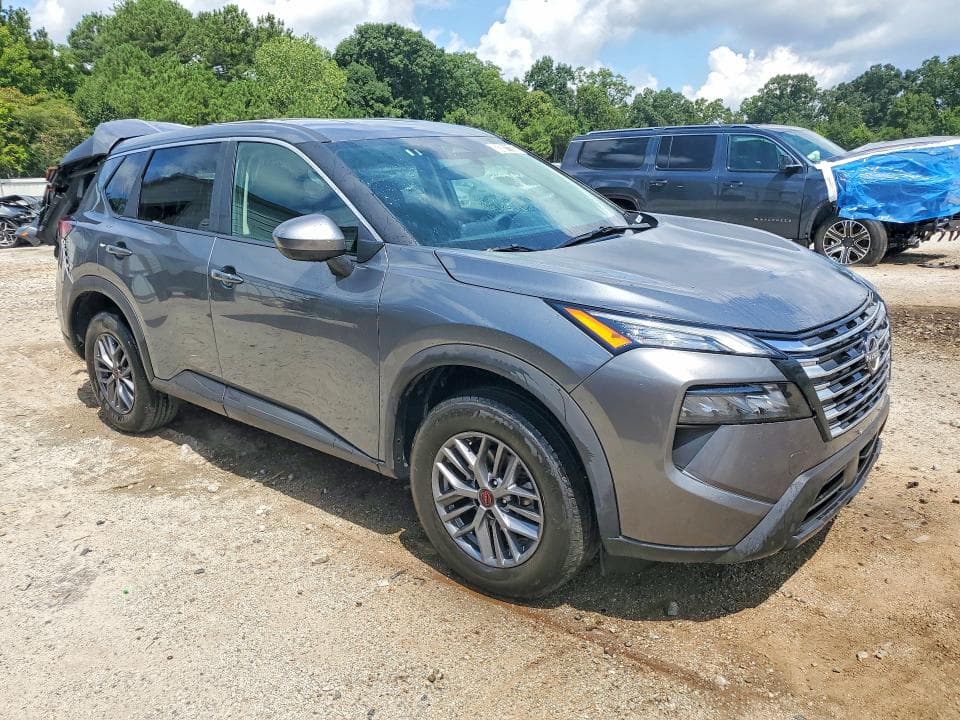 2026 NISSAN ROGUE SV 4