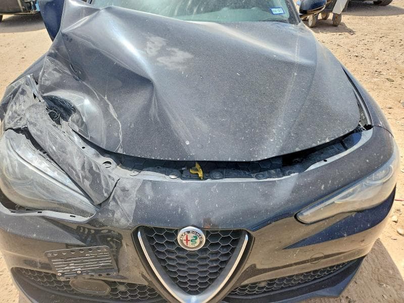 2018 ALFA ROMEO GIULIA TI 11