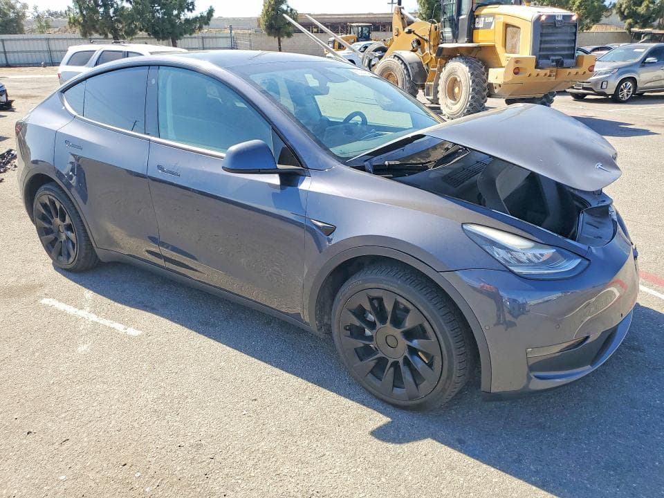 2022 TESLA MODEL Y 4