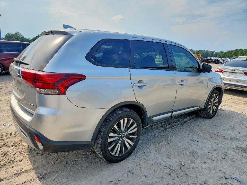 2019 MITSUBISHI OUTLANDER ES 3