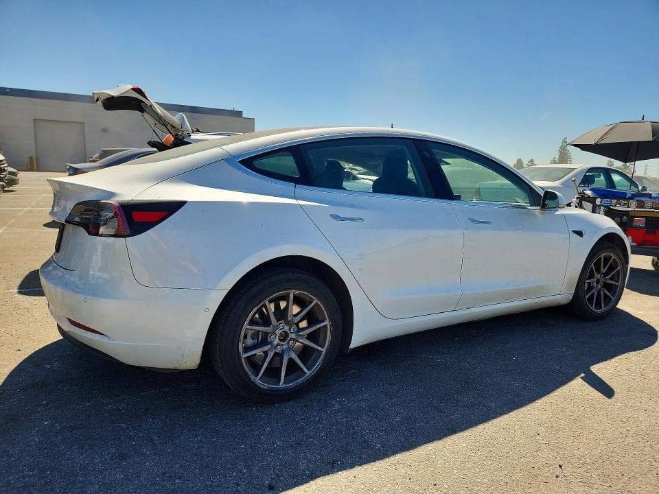 2020 TESLA MODEL 3 3