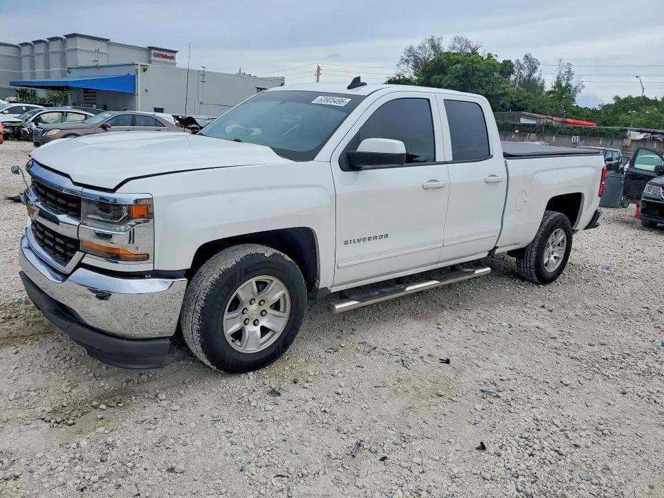 2018 CHEVROLET SILVERADO C1500 LT - 1