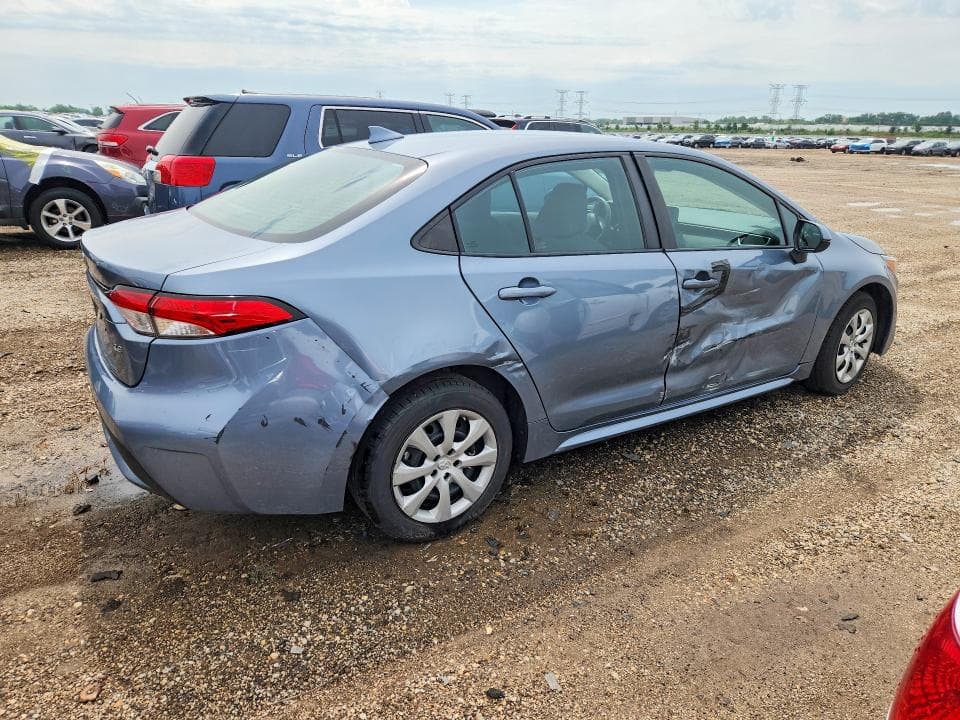 2022 TOYOTA COROLLA LE 3