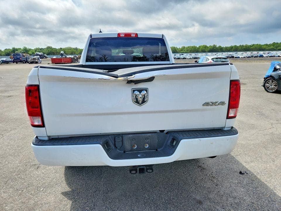 2019 RAM 1500 CLASSIC TRADESMAN 6