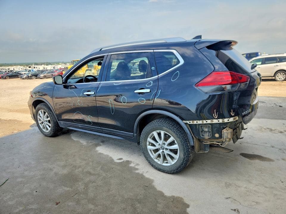 2017 NISSAN ROGUE SV 2