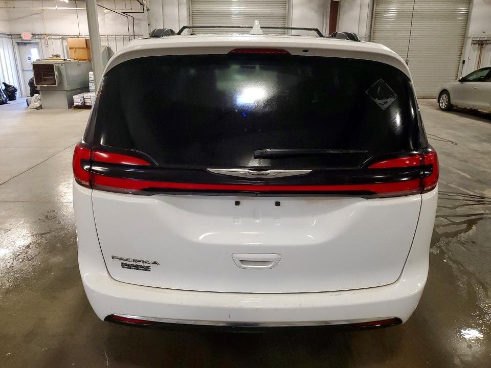 2022 CHRYSLER PACIFICA TOURING L 6