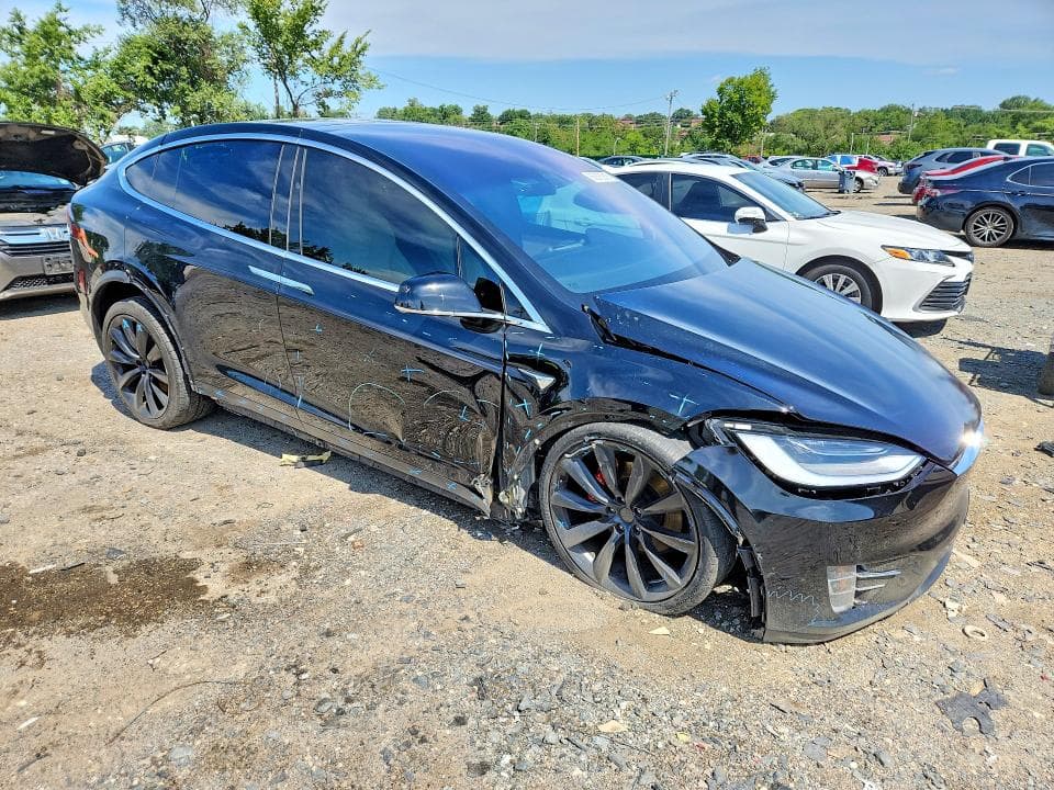 2020 TESLA MODEL X 4