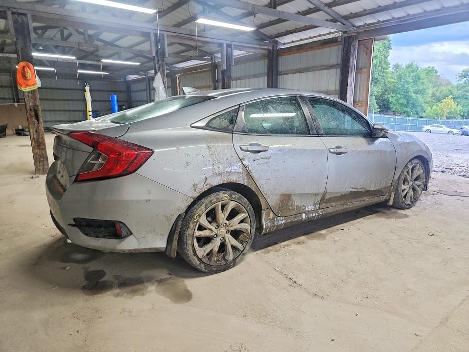 2017 HONDA CIVIC EX 3